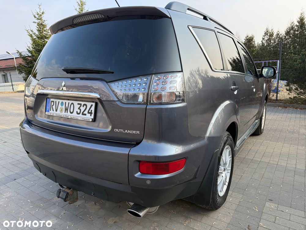 Mitsubishi Outlander 2.0 2WD Invite - 13