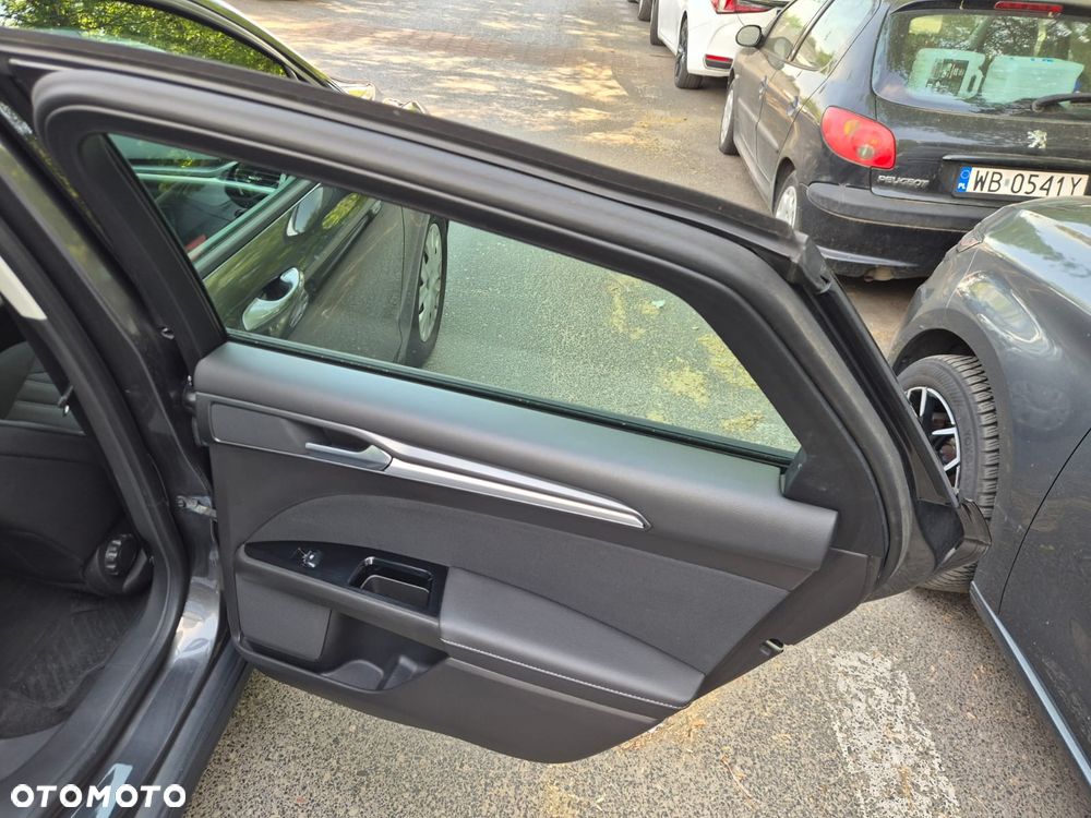 Ford Mondeo 1.5 EcoBoost Trend - 25