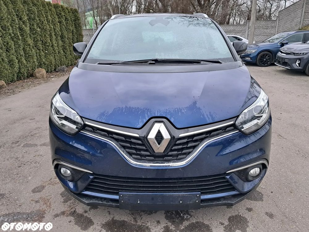 Renault Grand Scenic - 8