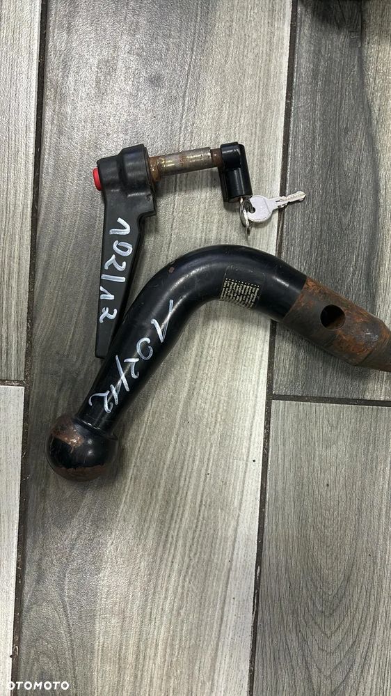 Bosal Kula Hak Holowniczy Zaczep Skoda Octavia 2 + kluczyk   (102/12)