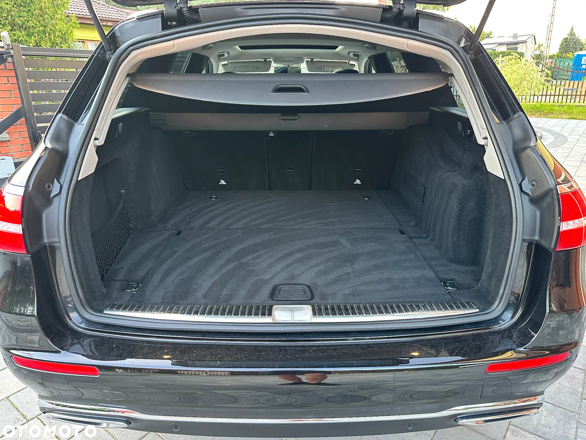 Mercedes-Benz Klasa E 220 d T 9G-TRONIC Avantgarde - 26