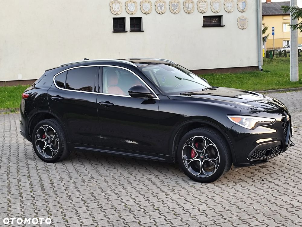 Alfa Romeo Stelvio 2.0 Turbo 16V AT8-Q4 Tributo Italiano - 11