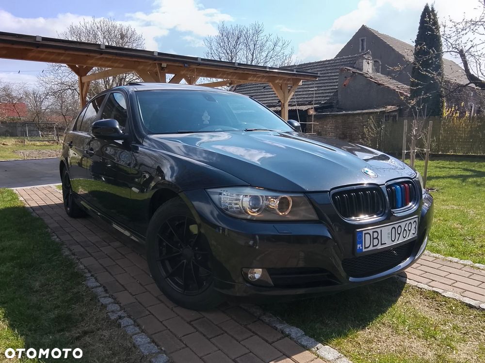 BMW Seria 3 320i - 1