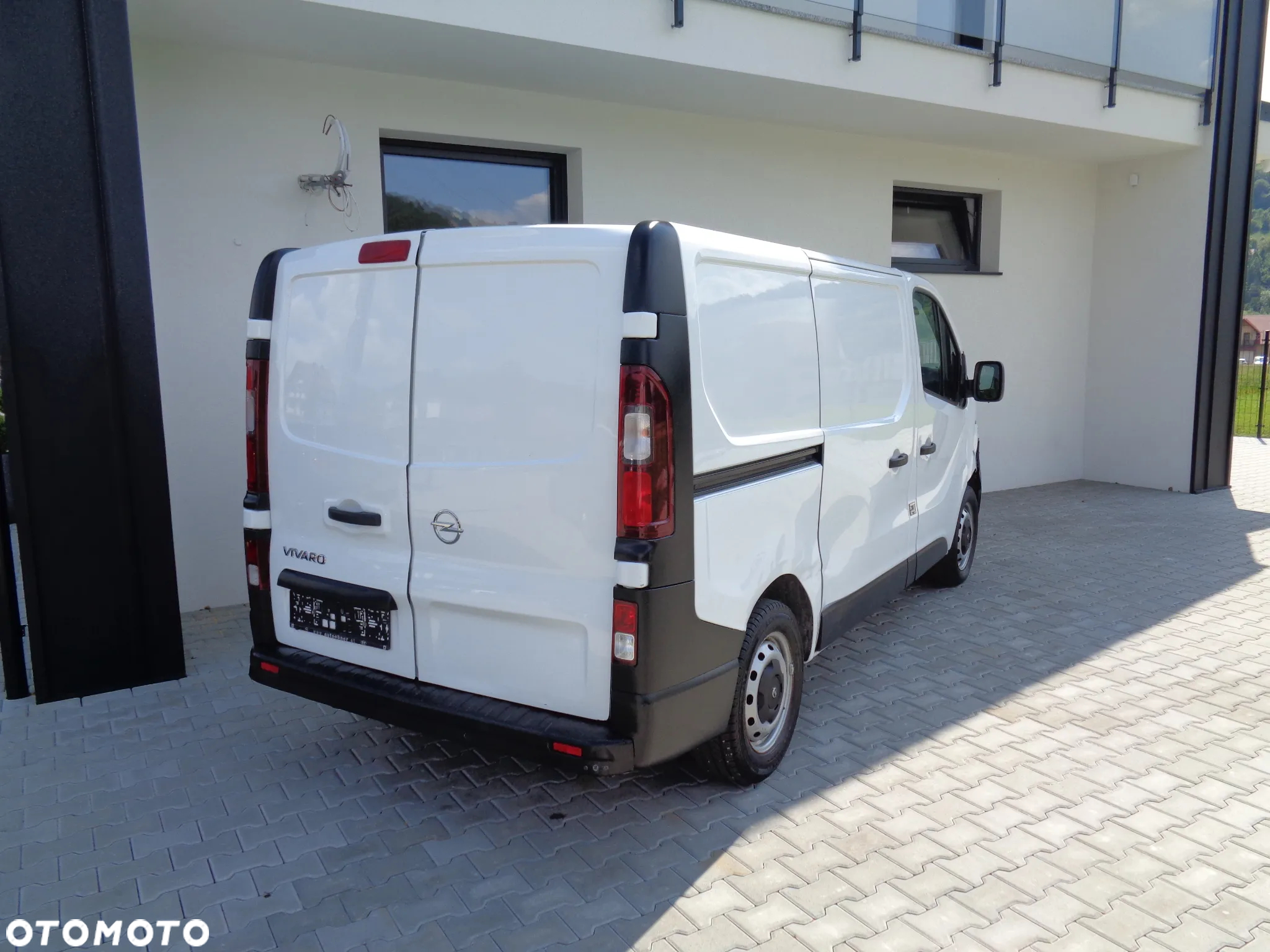 Opel Vivaro - 4