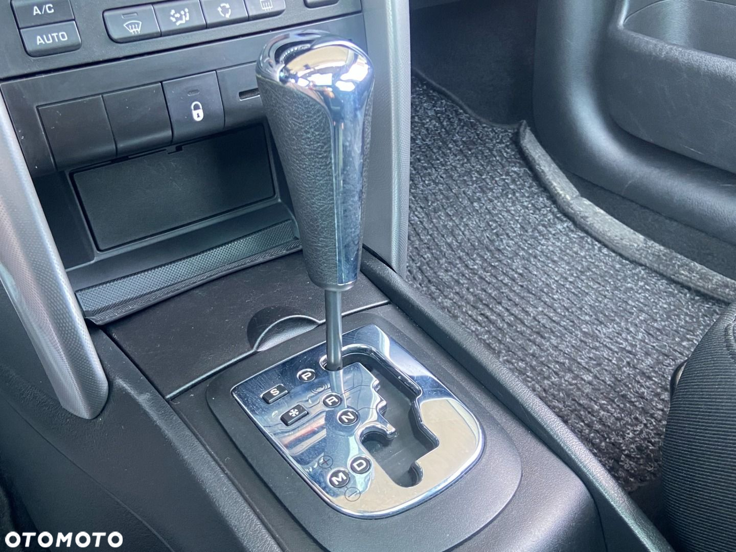 Peugeot 207 - 19