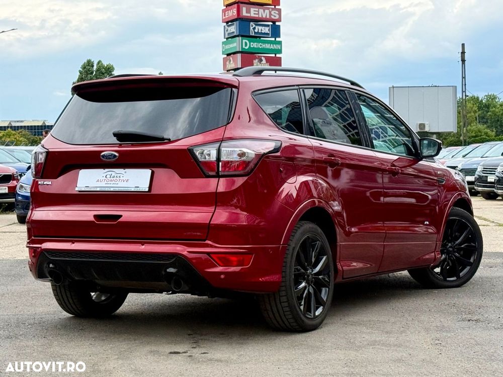Ford Kuga 2.0 TDCi 4WD Powershift ST-Line - 39