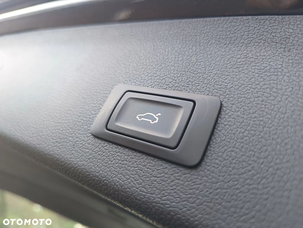 Audi A4 Avant 2.0 TDI clean diesel - 15