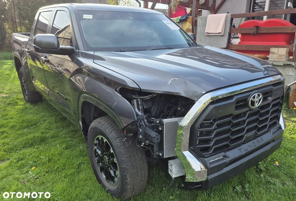 Toyota Tundra - 22
