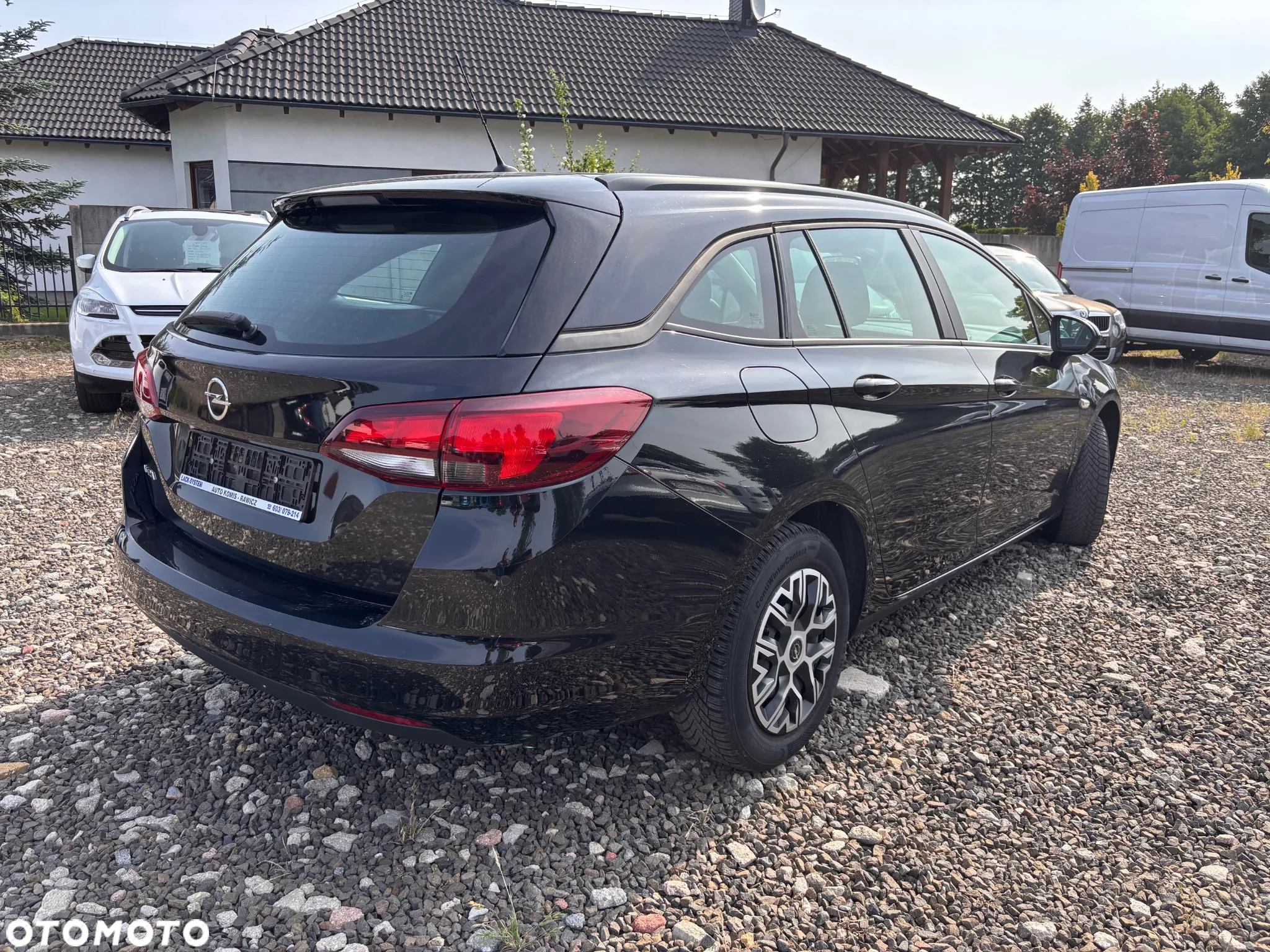 Opel Astra 1.4 Sports Tourer Selection - 2
