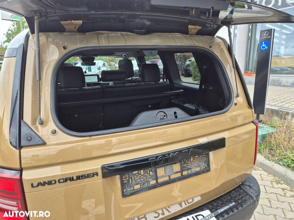Toyota Land Cruiser - 23