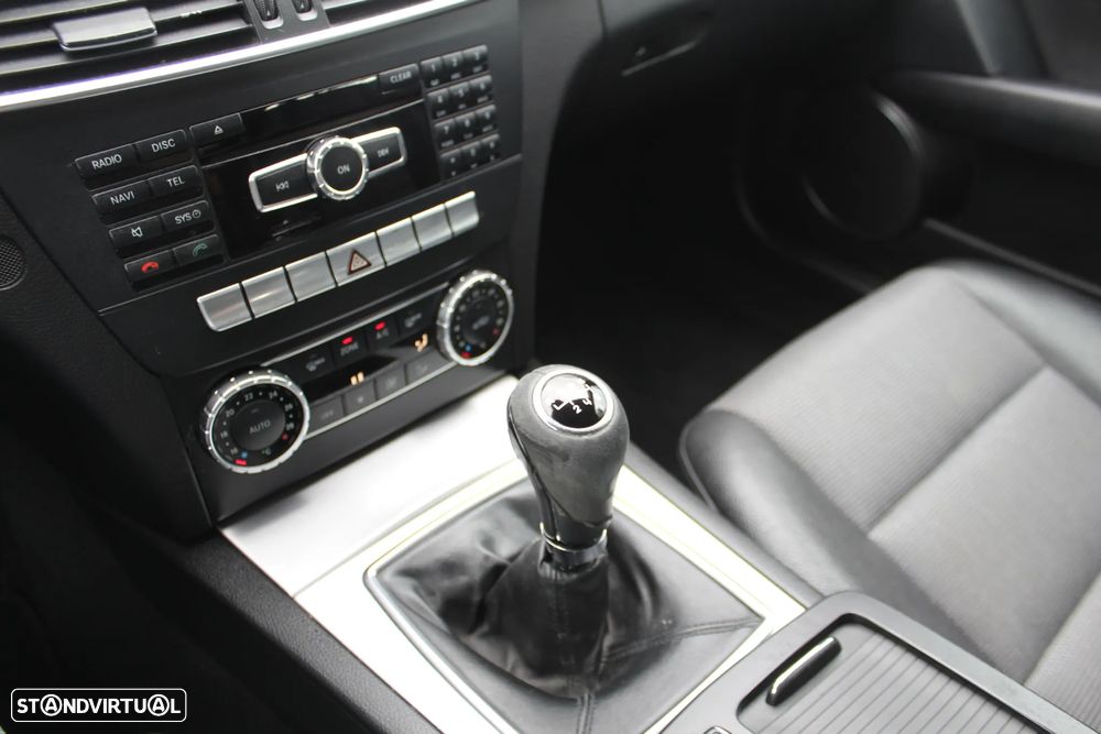 Mercedes-Benz C 220 Station CDI DPF (BlueEFFICIENCY) Avantgarde - 15