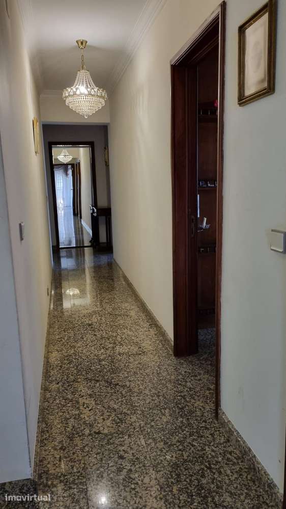 Apartamento T3 Duplex na Póvoa de Varzim a 600 Metros da praia - Grande imagem: 5/32
