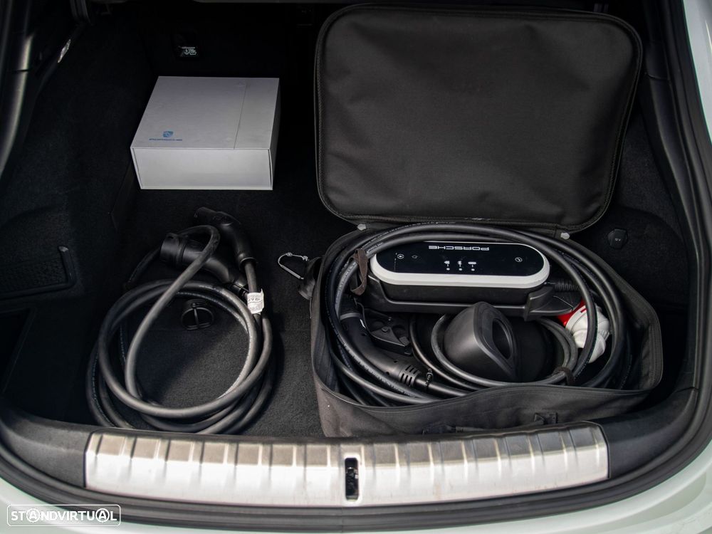 Porsche Taycan Cross Turismo 4S Sport bateria Performance Plus - 54