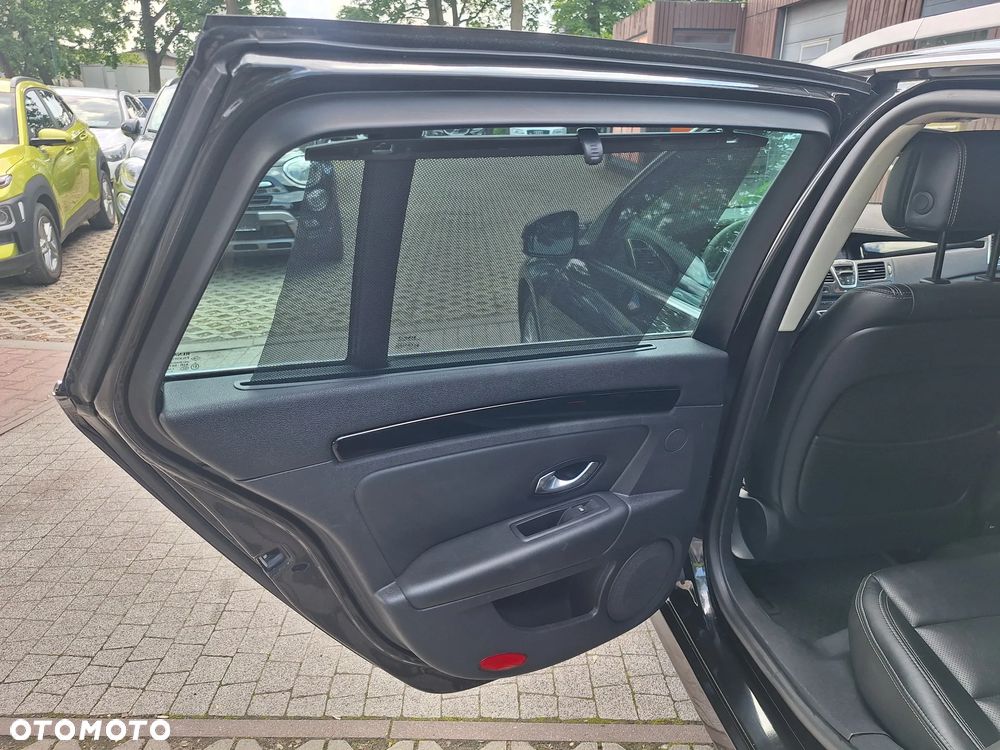 Renault Laguna dCi 180 FAP Initiale - 13