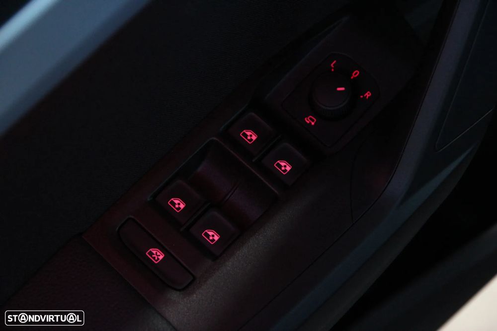 SEAT Ibiza 1.0 TSI FR - 12