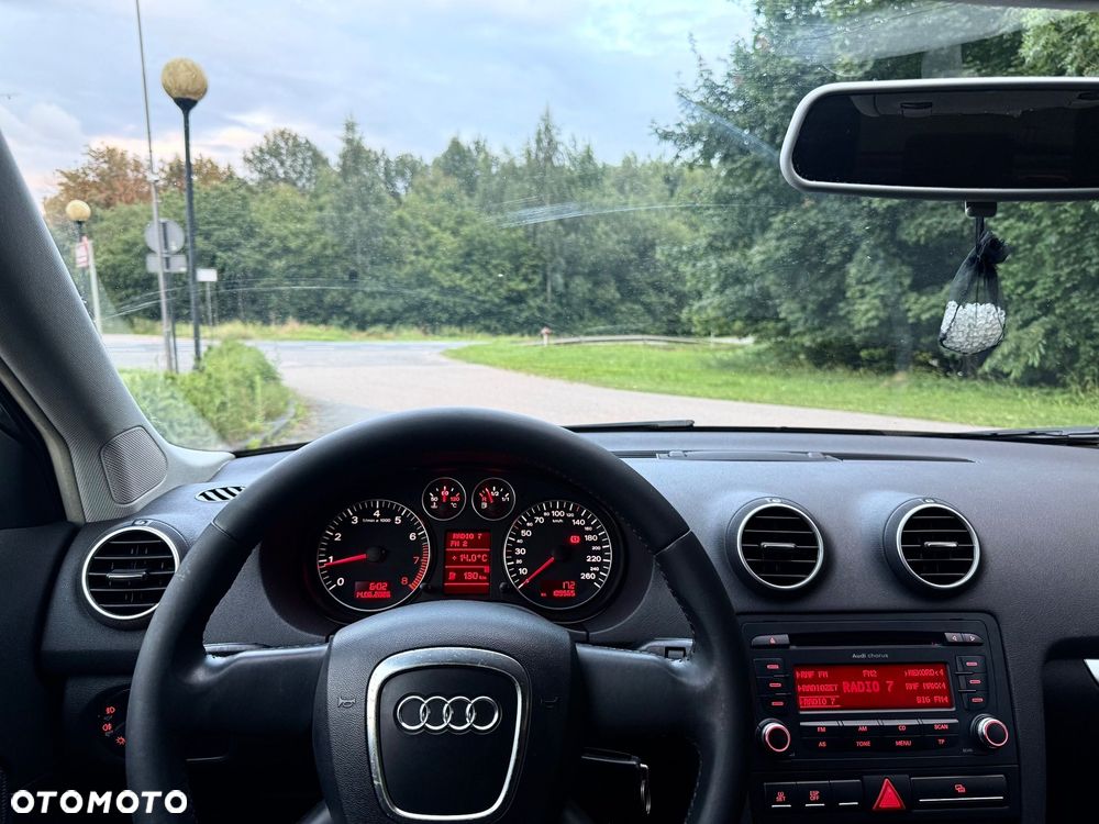 Audi A3 Sportback - 13