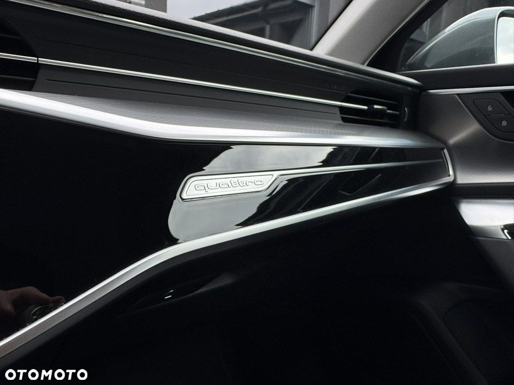Audi A6 Avant 40 TDI quattro S tronic S line - 4
