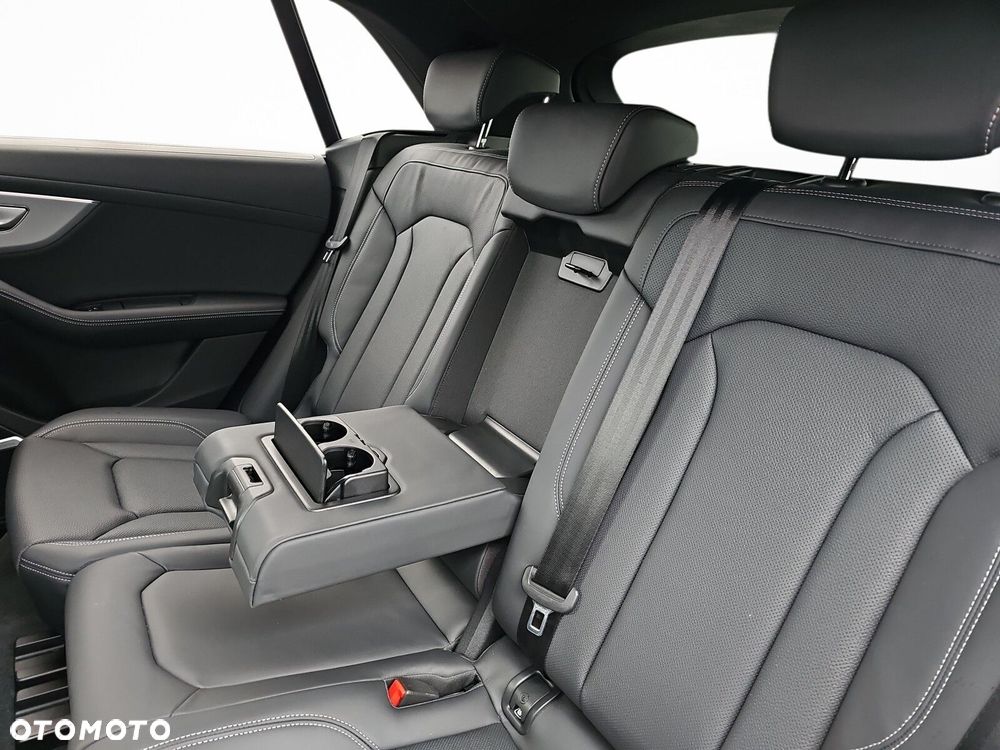 Audi Q8 55 TFSI mHEV Quattro Tiptronic - 30