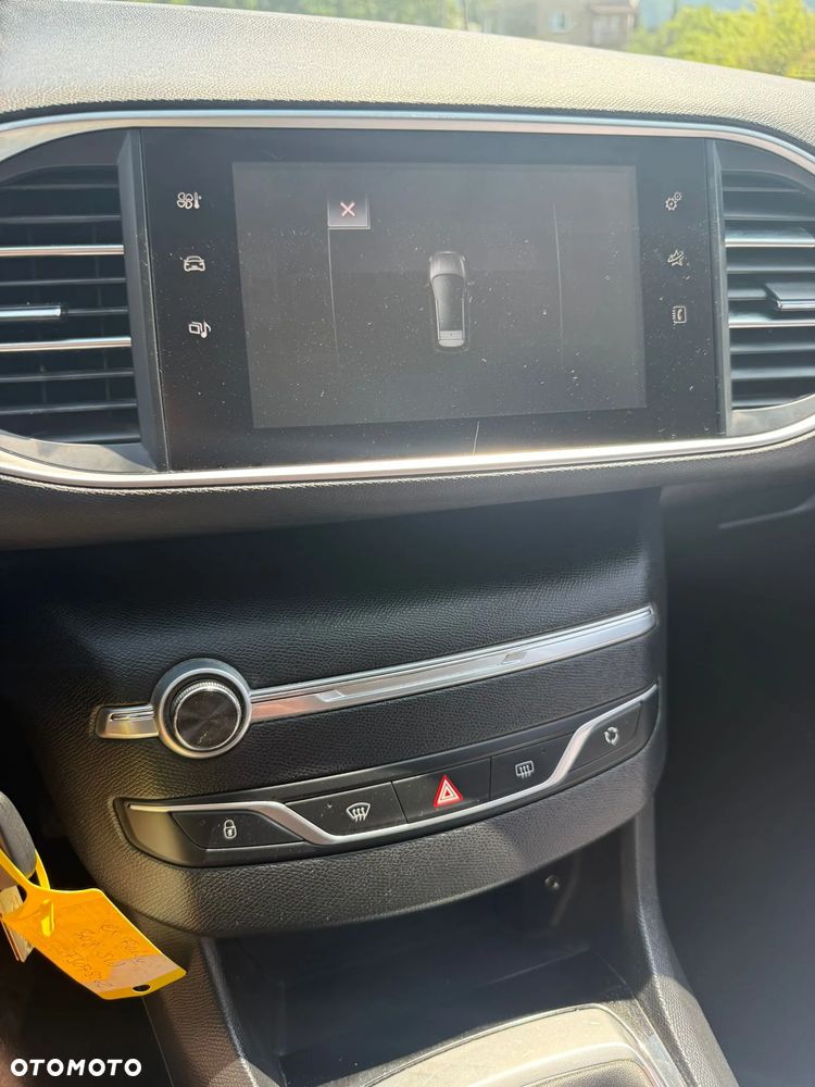 Peugeot 308 1.6 BlueHDi Active S&S - 22