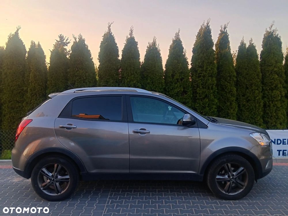SsangYong/KGM Korando 2.0 E-XDi DPF 4WD Automatik Quartz - 8