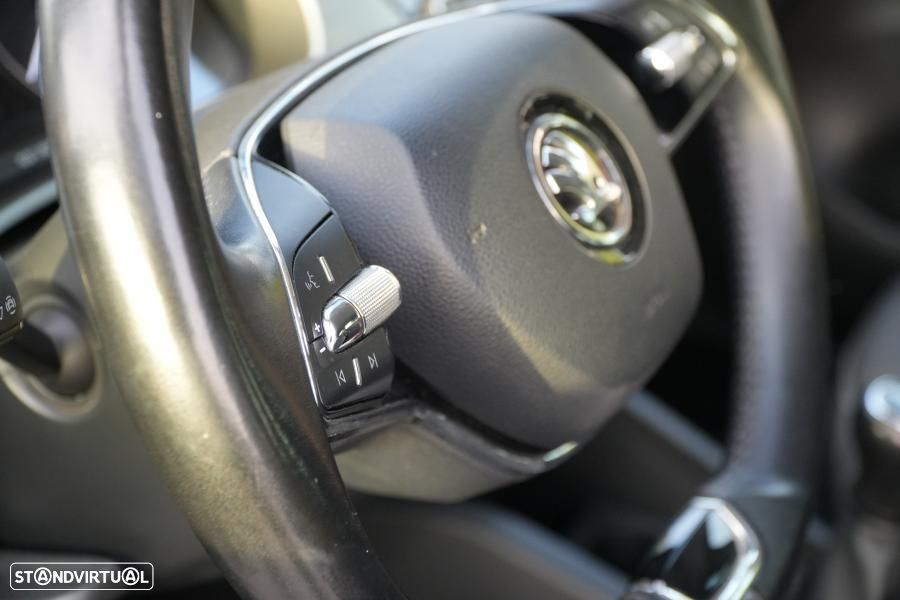 Skoda Fabia 1.0 MPI Ambition - 11
