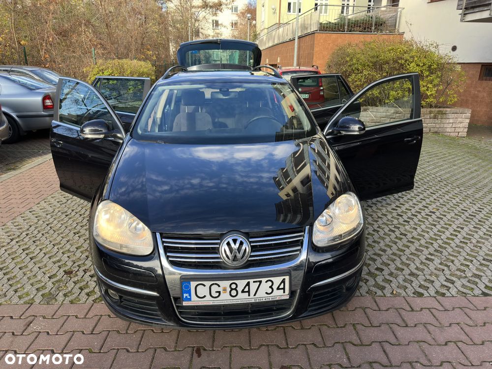 Volkswagen Golf Variant 1.9 TDI DPF Comfortline - 4