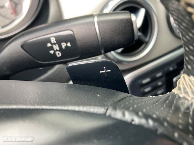 Mercedes-Benz GLA 220 d Urban — fotografia 19