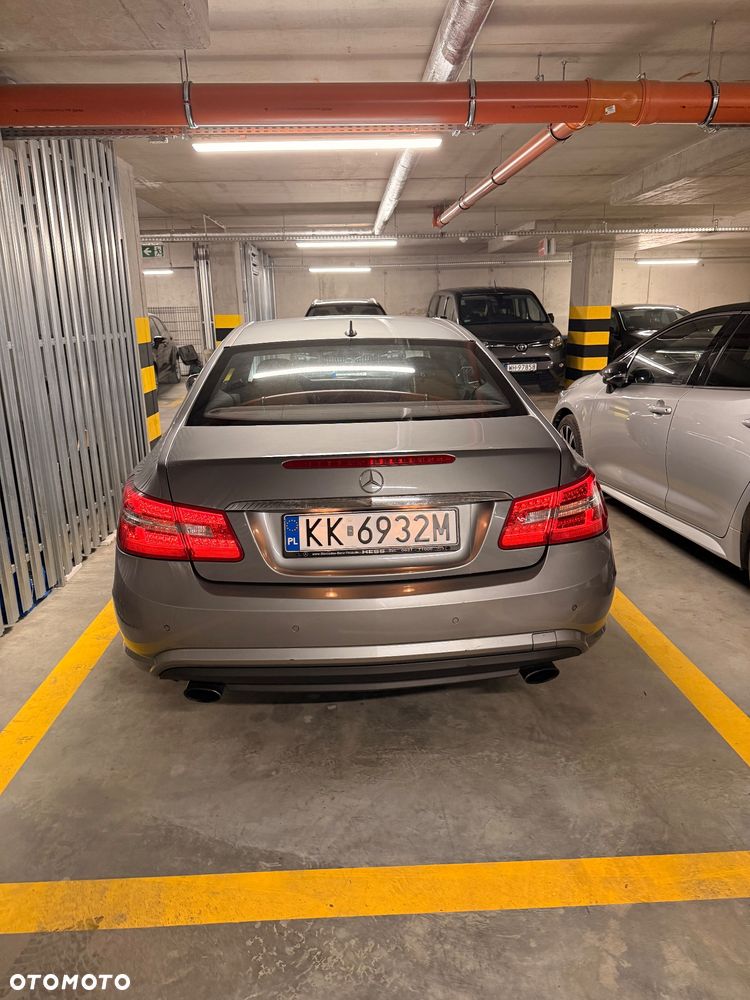 Mercedes-Benz Klasa E 350 CDI BlueEff - 6