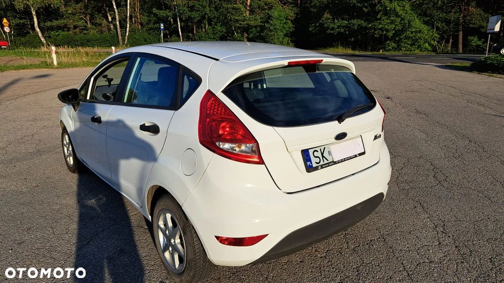 Ford Fiesta 1.25 Trend - 10
