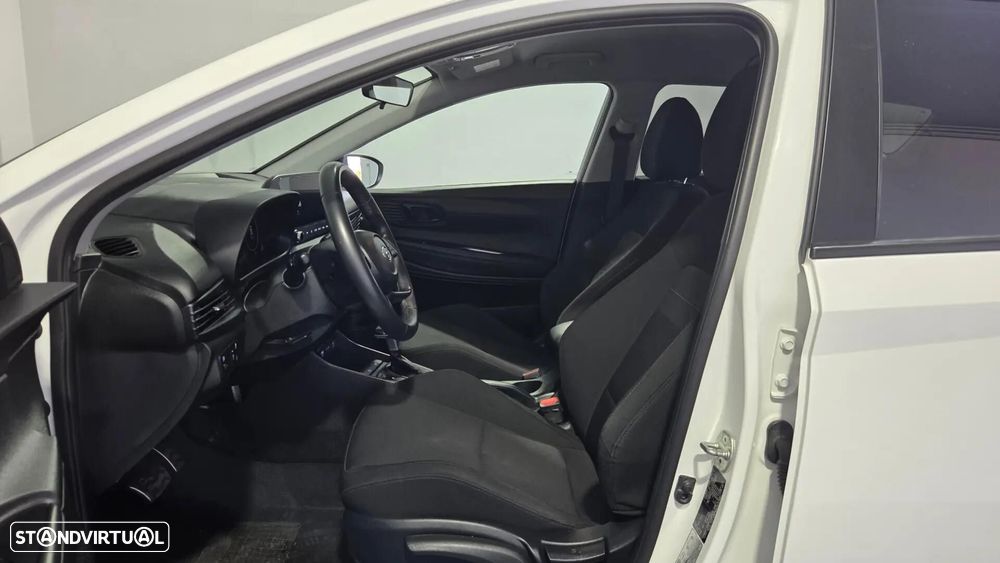 Hyundai Bayon 1.0 T-GDI 48V-Hybrid DCT Connect & Go - 14