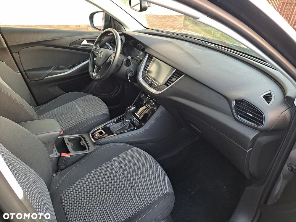 Opel Grandland X - 8