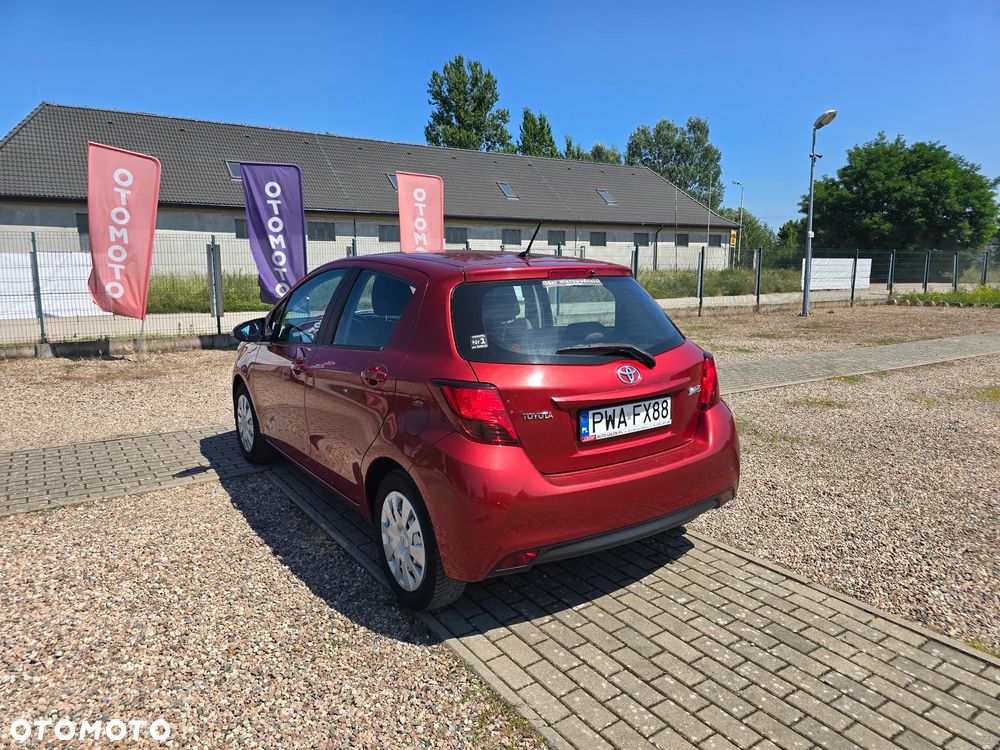 Toyota Yaris 1.33 Premium - 8