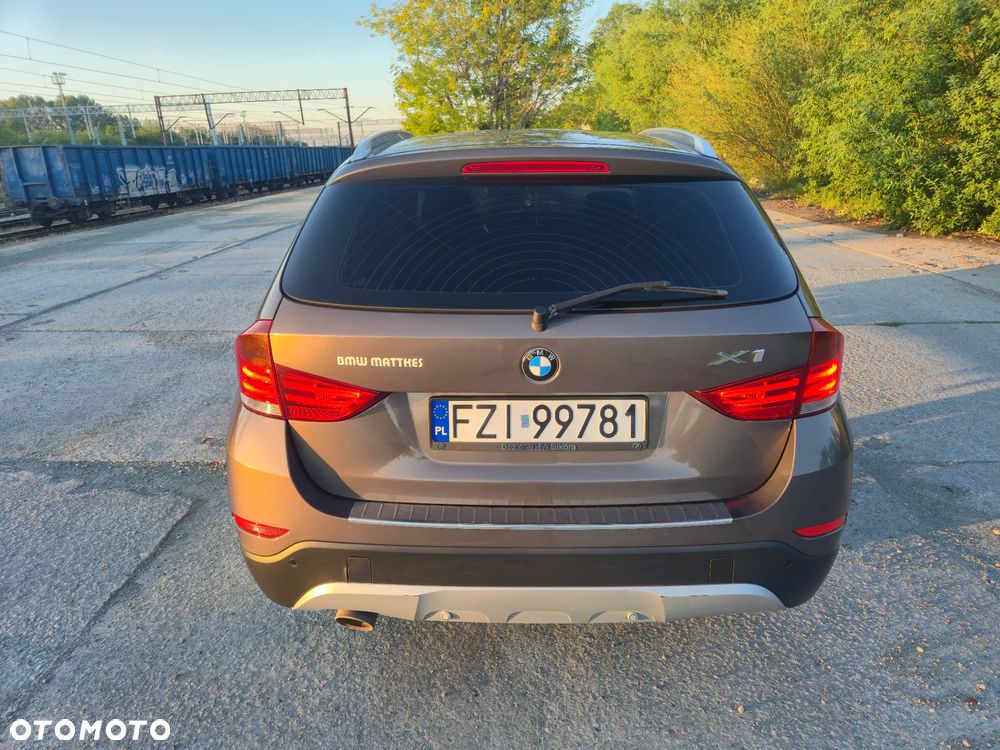 BMW X1 xDrive20d xLine - 6