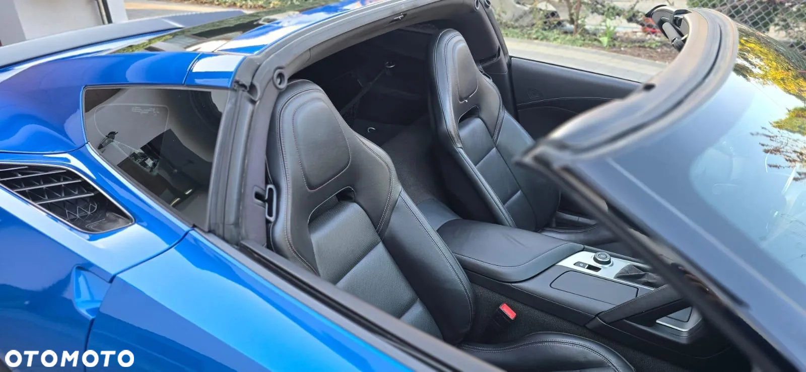 Chevrolet Corvette - 8