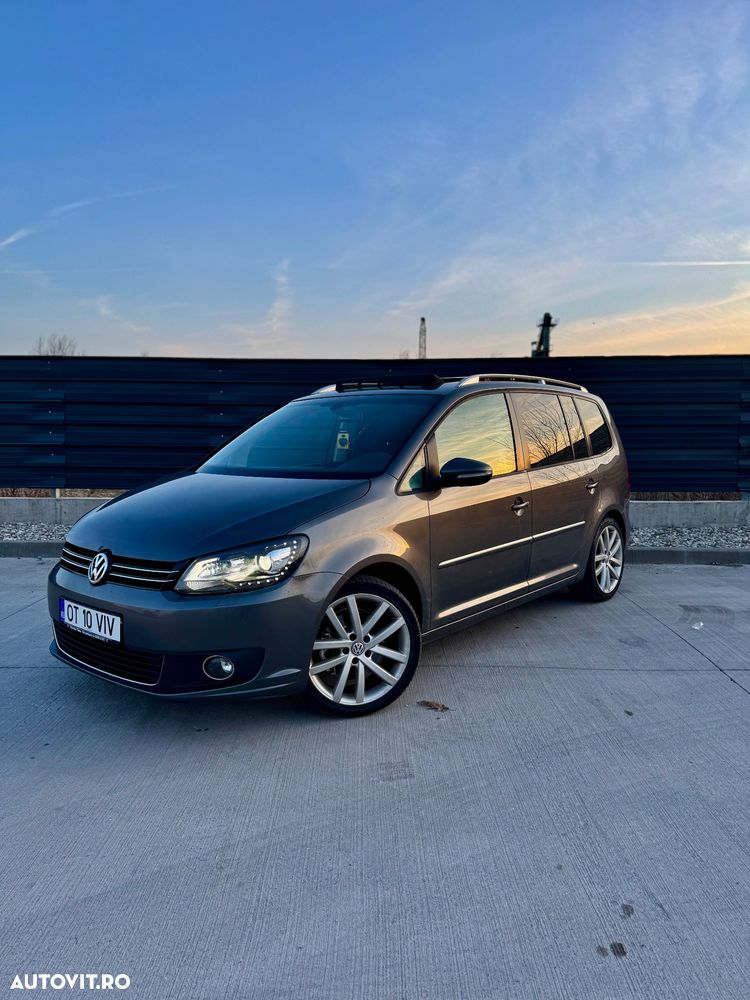 Volkswagen Touran 2.0 TDI DPF Highline DSG - 1