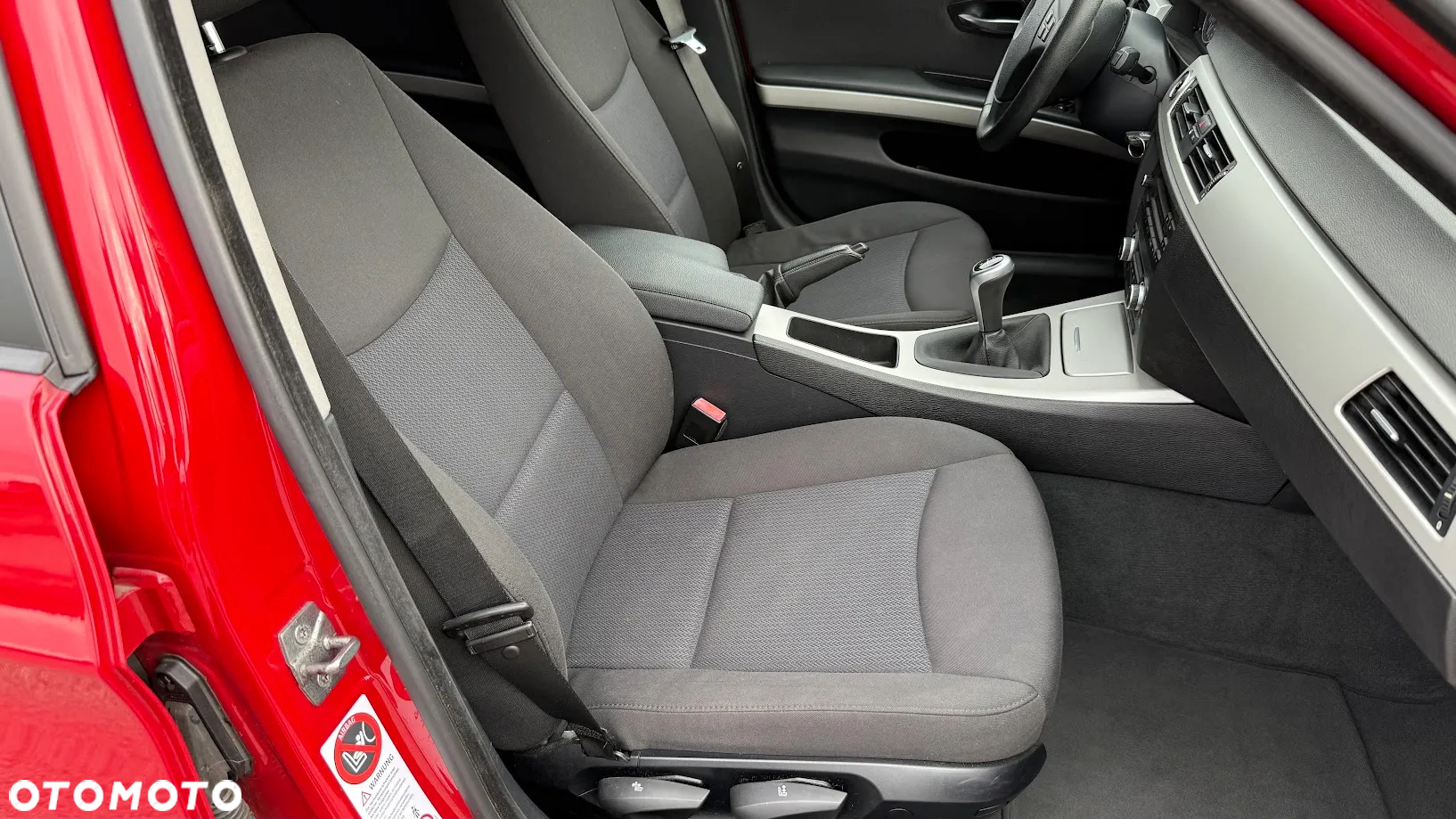 BMW Seria 3 318i Edition Sport - 13