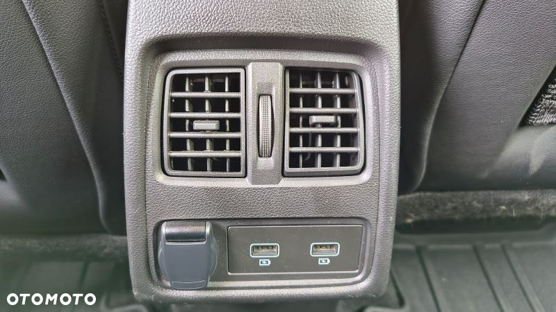 Renault Captur - 22