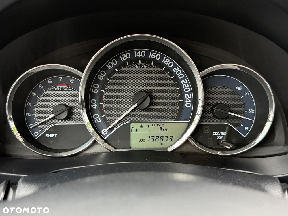 Toyota Corolla 1.6 Premium - 10