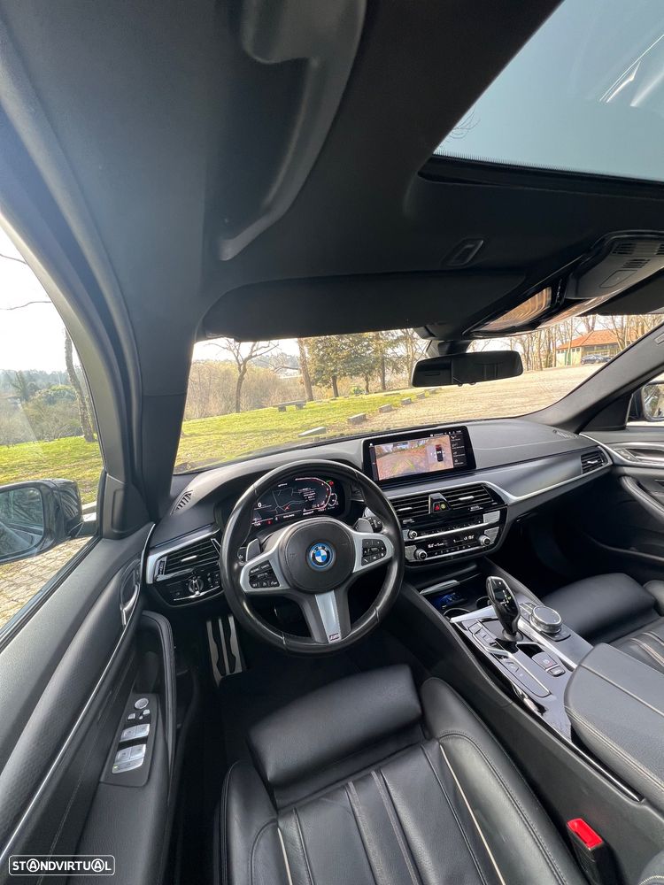 BMW 530 e Pack Desportivo M - 20