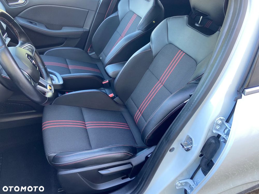Renault Clio E-TECH 140 R.S LINE - 32