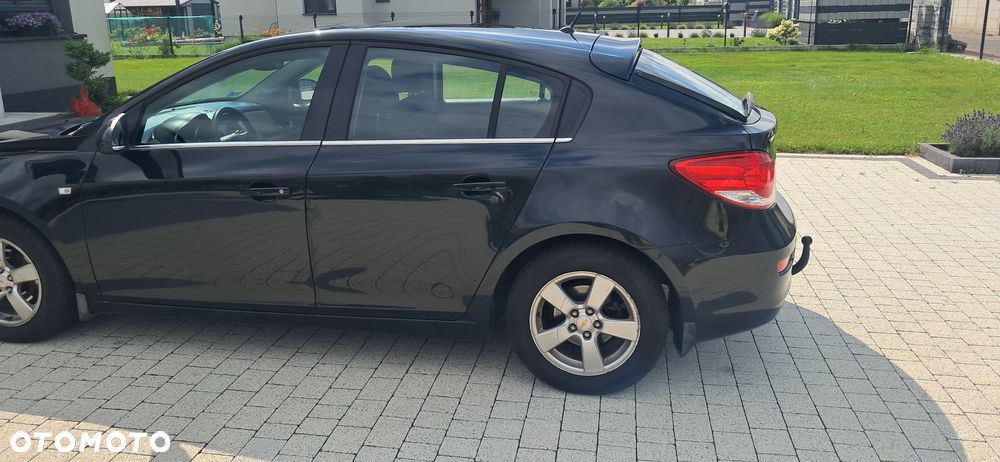 Chevrolet Cruze 1.8 LS+ - 4