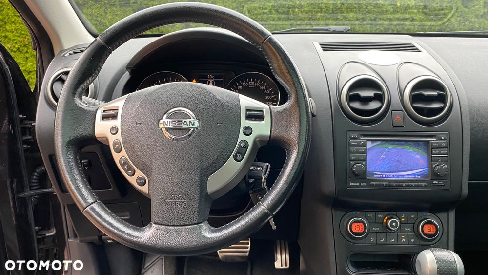 Nissan Qashqai 2.0 Tekna CVT - 16