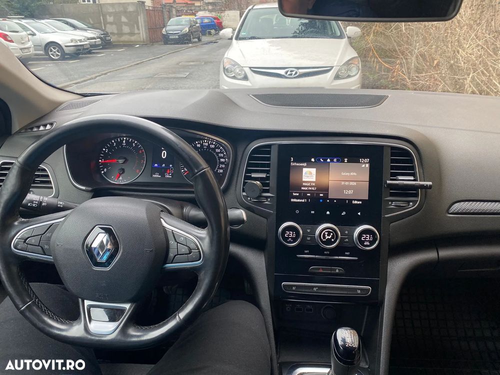 Renault Megane TCe GPF Intens - 6