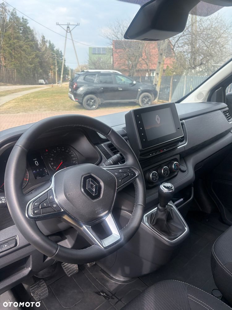 Renault Trafic - 15
