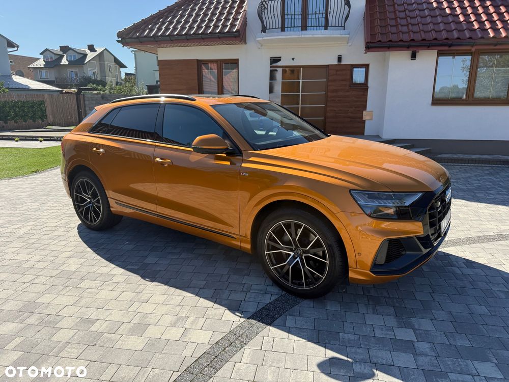 Audi Q8 - 1