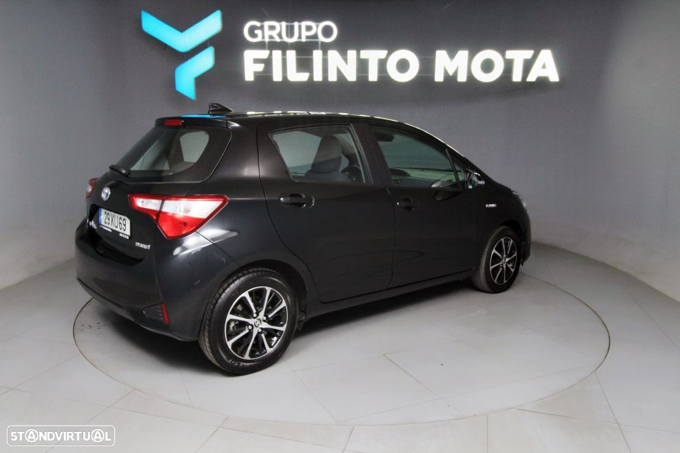 Toyota Yaris 1.5 HSD Comfort - 2