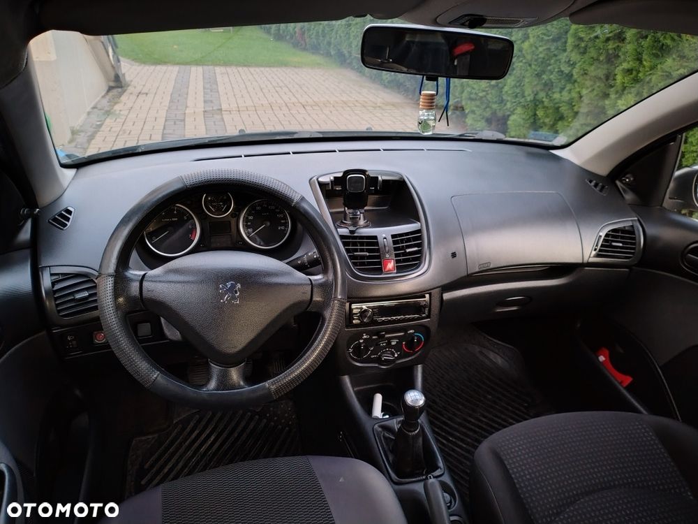 Peugeot 206 plus - 7
