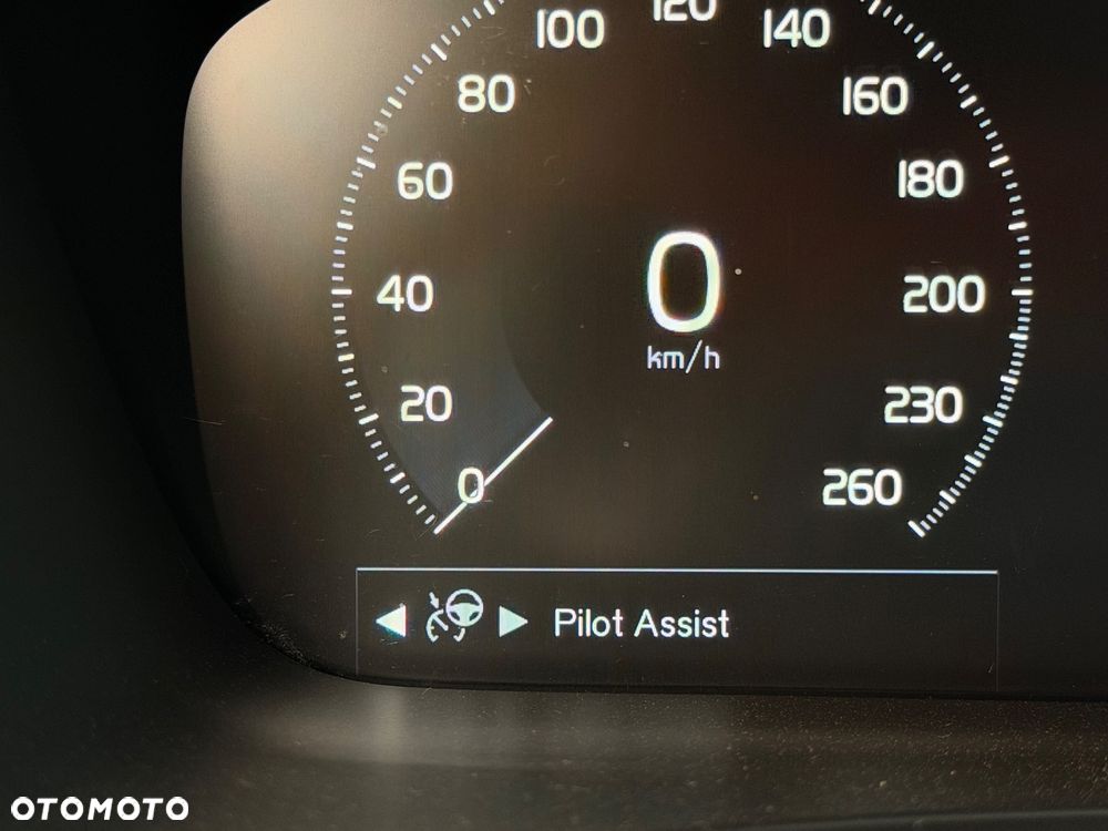 Volvo V90 B4 D Geartronic Momentum Pro - 26