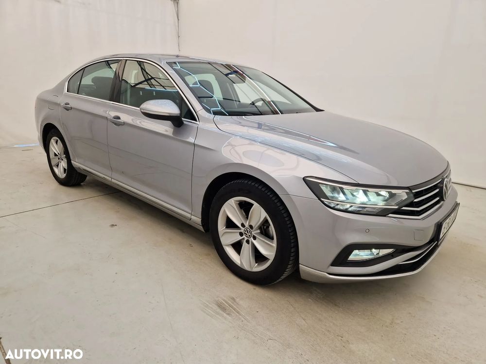Volkswagen Passat 2.0 TDI DSG Highline - 4