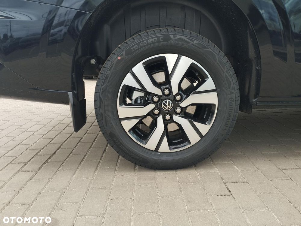 Volkswagen Caravelle - 7